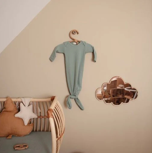 Mushie - Ribbed knotted baby gown slaapzak - Roman Green