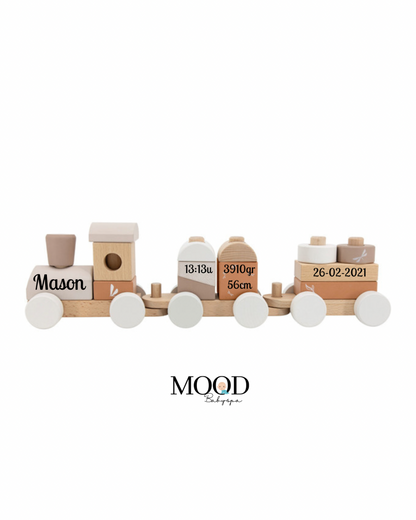 Label Label Wooden train nougat 